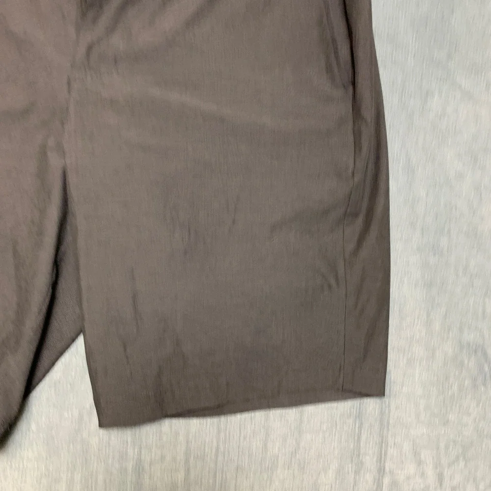 Banana Republic Chino Shorts Mens 36 Black Flat Front Slash Pockets Streetwear